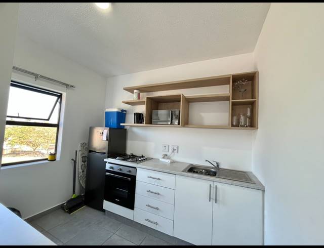 0.5 BEDROOM APARTMENT TO LET IN SHEFFIELD BEACH